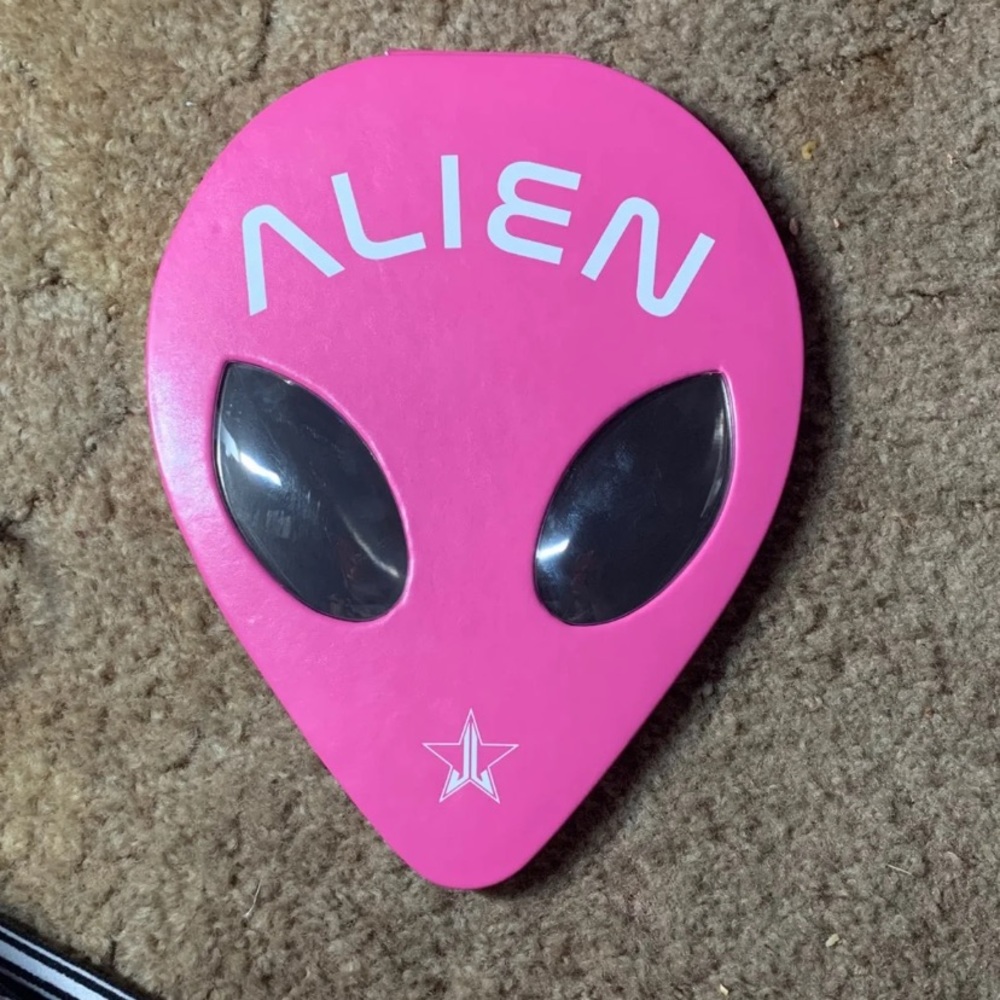 Jeffree star alien palette